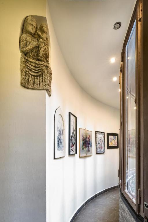 Boutique Hotel Piazza Carita Naples Extérieur photo